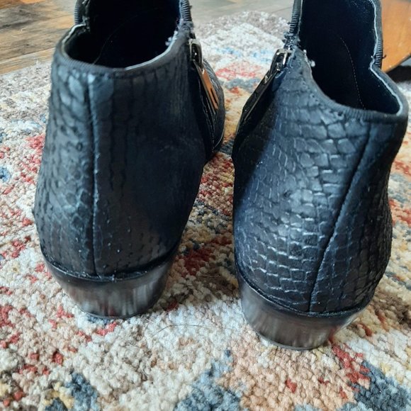 Sam Edelman black snake skin booties - Picture 2 of 9
